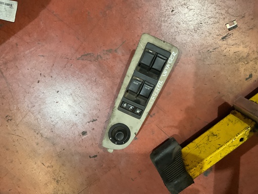 [Sin referencia] Botonera eleva lunas chrysler 300 ‘05