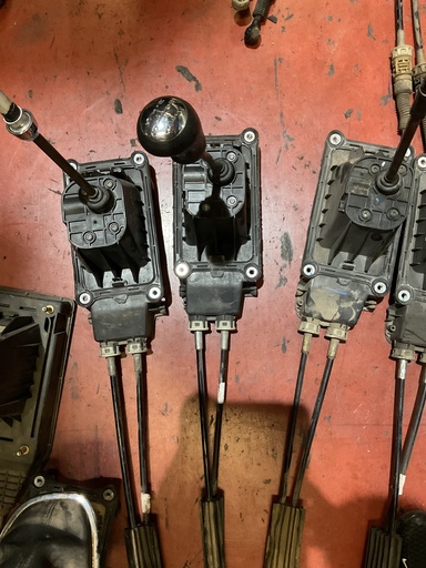 [8200755871] Palanca cambios renault clio iii ‘07