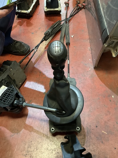 [8200396768] Palanca cambios 5vel. renault megane ii ‘06