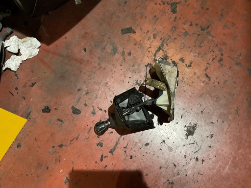 [2750154] Palanca cambios 5 vel. jaguar x-tipe ‘02