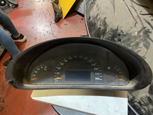 [A2035401311] Cuadro instrumentos mercedes clase c 220 w203