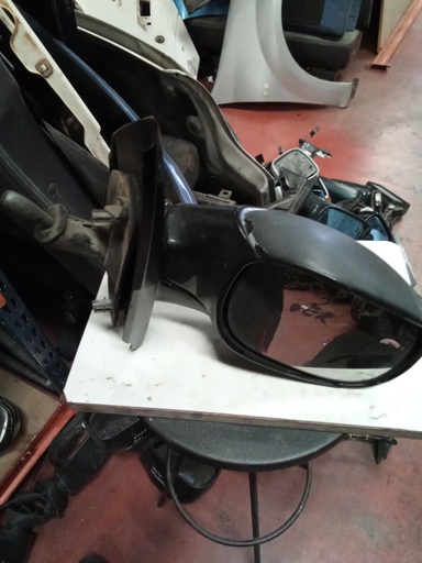 [012026] Retrovisor derecho manual citroen c2 '04