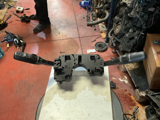 [P56010133AG] Mando multifuncion jeep cherokee ‘07