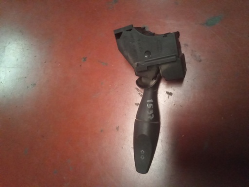[2T1T13335AB] Mando de intermitentes ford fiesta '04