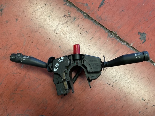 [XS6T11K665] Mando multifuncion ford ka ‘02