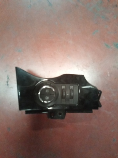 [SIN REFERENCIA] Mando luces antiniebla chevrolet orlando '11