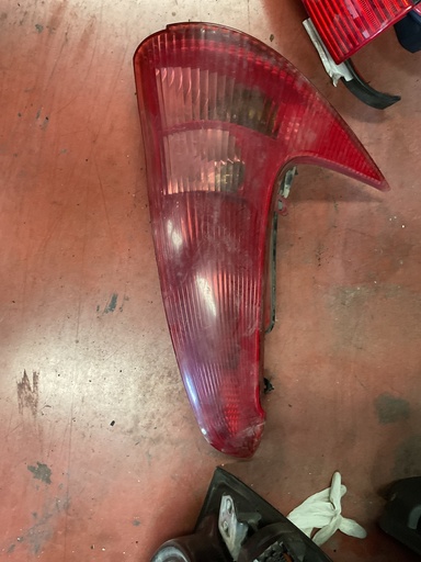 Piloto izquierdo peugeot 206 sw