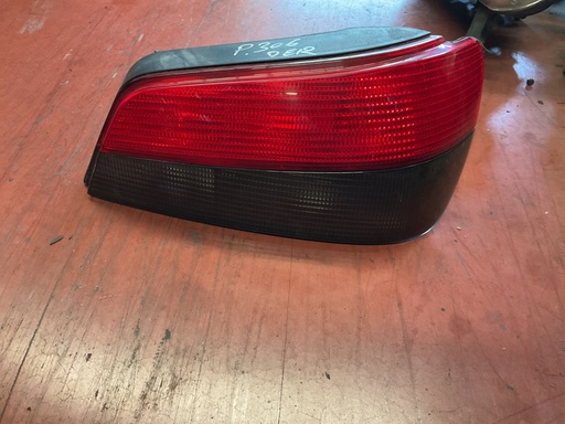 Piloto derecho peugeot 306 00