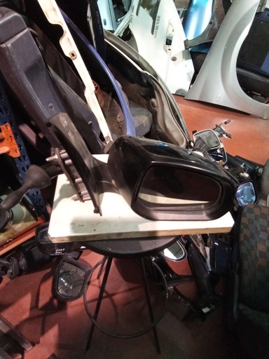 [1602400] Retrovisor derecho manual suzuki alto '10