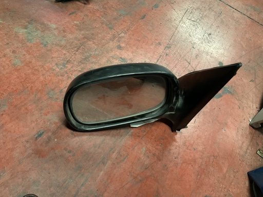 [011156] Retrovisor izquierdo nissan micra ‘93