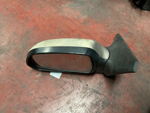 [012151] Retrovisor izquierdo kia shuma ii ‘02