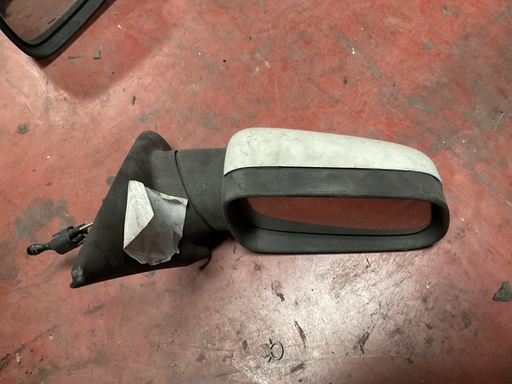 [010031] Retrovisor izquierdo manual citroen zx ‘91