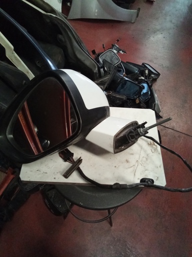 [0207156] Retrovisor izquierdo citroen c5 '15