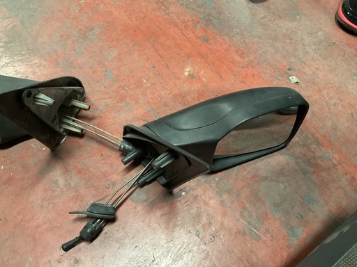 [014101] Retrovisor derecho manual peugeot 106 ‘91
