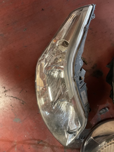 Faro derecho citroen c4