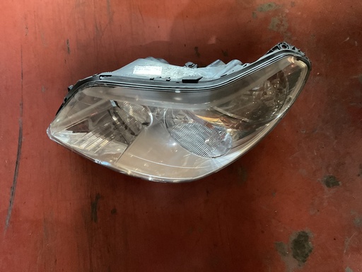 Faro izquierdo citroen c5 2004