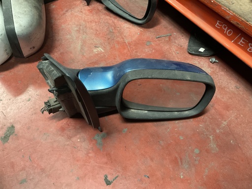 [011105] Retrovisor derecho renault megane ii ‘02