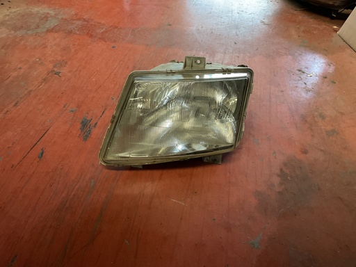 Faro izquierdo Mercedes Vito 108 CDI