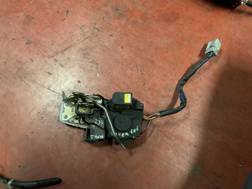 [Sin referencia] Cerradura trasera derecha rover 600 ‘98