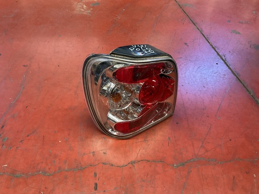 Piloto izquierdo Volkswagen Polo 2002