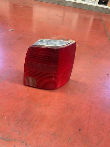 Piloto derecho Volkswagen Passat 1999 5P