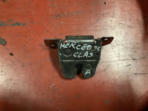 [A1687400236] Cerradura maletero mercedes clase A W168 ‘01