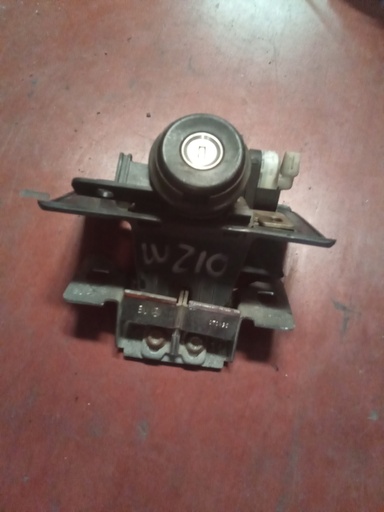 Cerradura maletero Mercedes clase e w210 '00