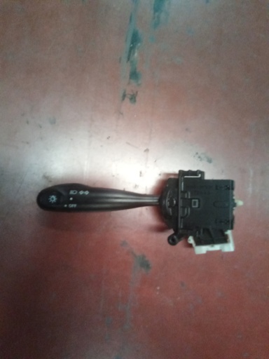 [1736481] Mando de luces toyota yaris '03