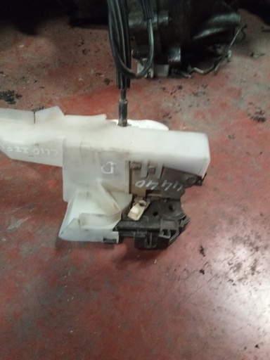 Cerradura delantera derecha Renault Clio II '01