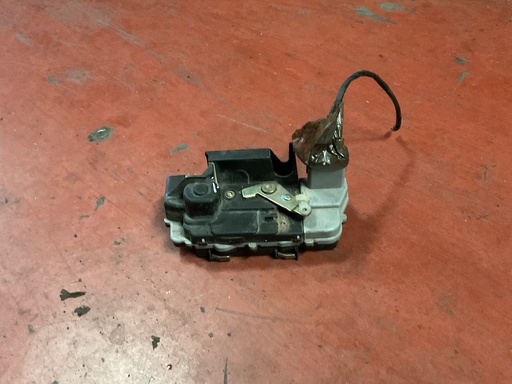 [Sin referencia] Cerradura trasera derecha citroen C5’04