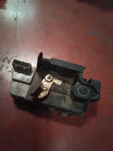 [Sin referencia] Cerradura trasera derecha citroen xsara ‘97