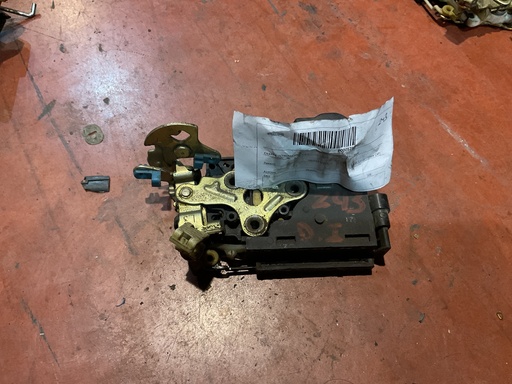 [Sin referencia] Cerradura delantera izquierda daewoo tacuma ‘04