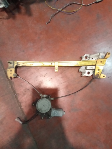 Elevalunas delantero izquierdo Toyota celica '93