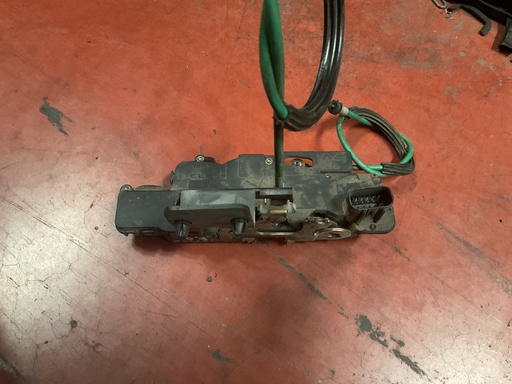 [Sin referencia] Cerradura delantera izquierda fiat stilo ‘03
