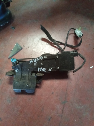 Cerradura maletero honda hr-v 01