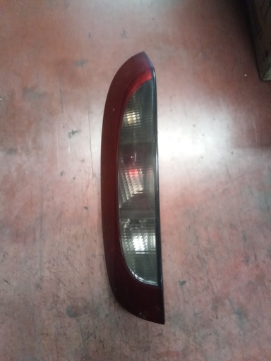 Piloto izquierdo Opel Corsa '02