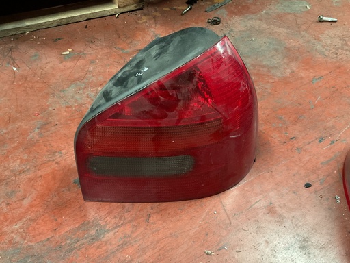 [Sin referencia] Piloto derecho audi a3 ‘99