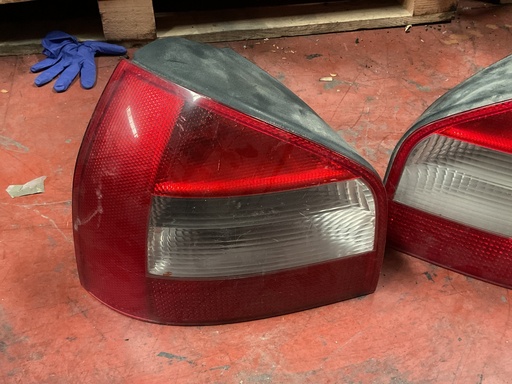 [Sin referencia] Piloto izquierdo audi a3 ‘01