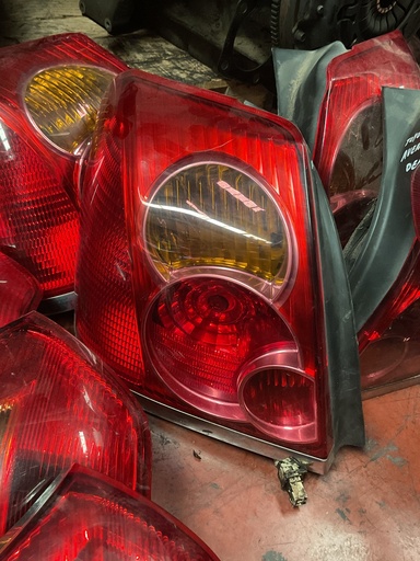 [Sin referencia] Piloto izquierdo toyota avensis ‘06