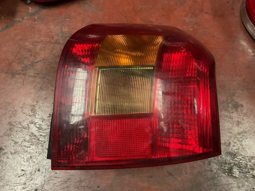 [Sin referencia] Piloto derecho toyota corolla ‘00