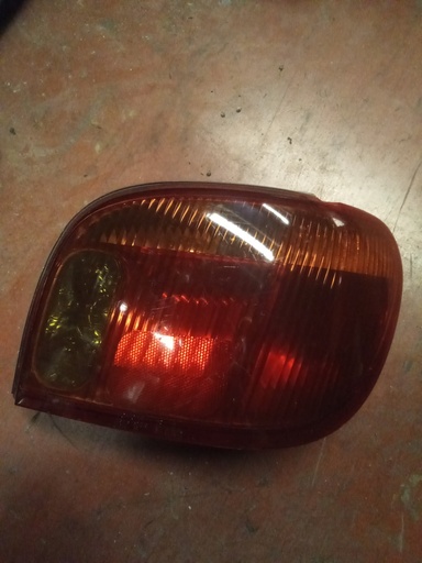 Piloto derecho Toyota Yaris '03