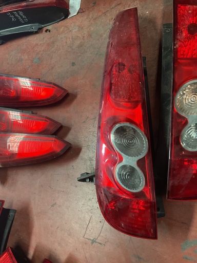 [Sin referencia] Piloto izquierdo ford fiesta ‘06