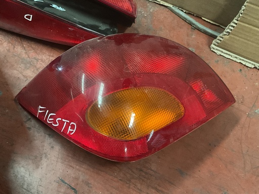 [Sin referencia] Piloto izquierdo ford fiesta ‘99