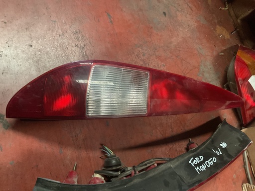 [Sin referencia] Piloto izquierdo ford mondeo ‘08