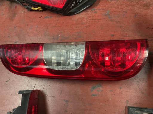 [Sin referencia] Piloto izquierdo fiat doblo ‘07