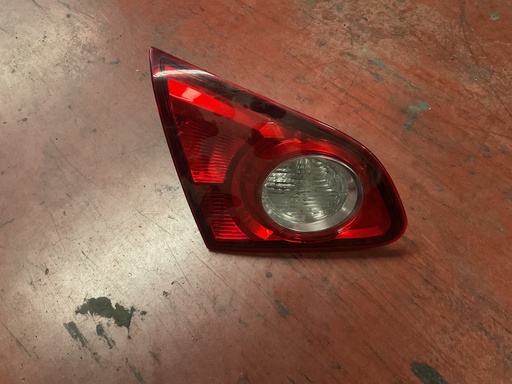 [Sin referencia] Piloto izquierdo interior nissan qhasqhai ‘10