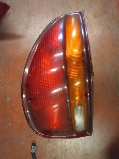 Piloto derecho Chrysler stratus '00