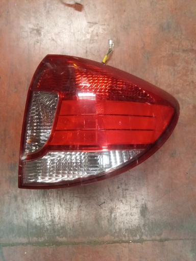 Piloto derecho Kia rio ranchera '03