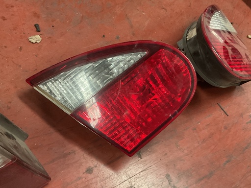 [Sin referencia] Piloto izquierdo interior daewoo lanos ‘98