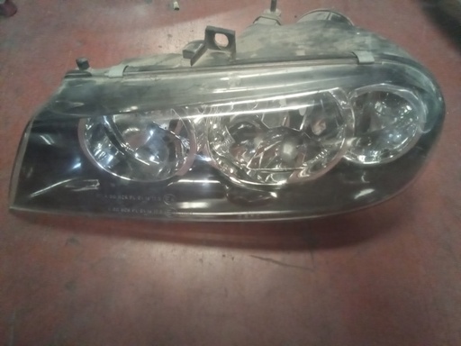 Faro izquierdo alfa romeo 156 '04
